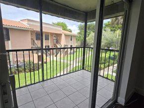 9808 Hammocks Blvd 20323, Miami FL 33196
