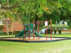 11060 SW 196th St 214, Cutler Bay FL 33157