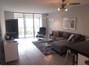 777 S Federal Hwy 308D, Pompano Beach FL 33062