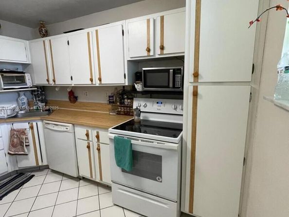 7400 NW 17th St 209, Plantation FL 33313