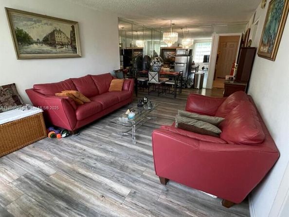 7400 NW 17th St 209, Plantation FL 33313