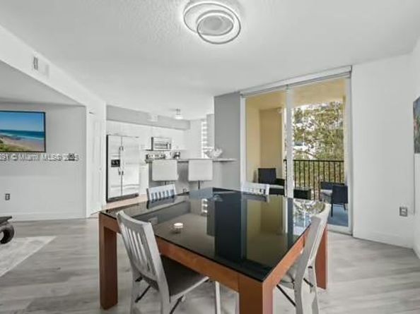 520 SE 5th Ave 2404, Fort Lauderdale FL 33301