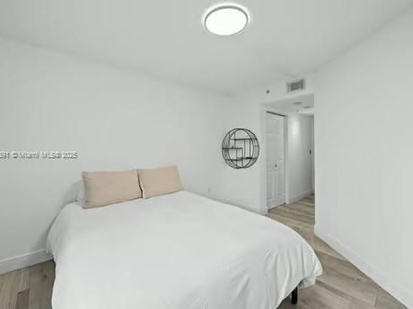 520 SE 5th Ave 2404, Fort Lauderdale FL 33301
