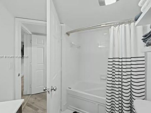 520 SE 5th Ave 2404, Fort Lauderdale FL 33301