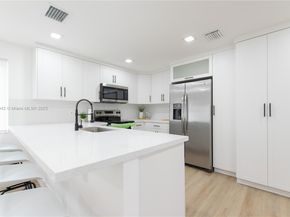 711 NW 15th Way, Fort Lauderdale FL 33311
