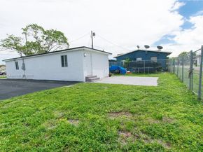 711 NW 15th Way, Fort Lauderdale FL 33311