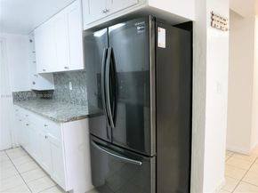 10901 N Kendall Dr 109, Miami FL 33176