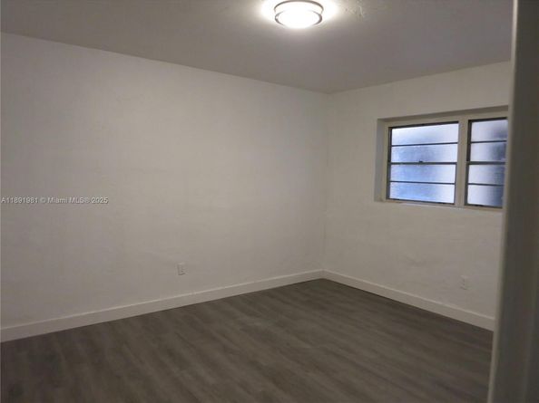 10901 N Kendall Dr 109, Miami FL 33176