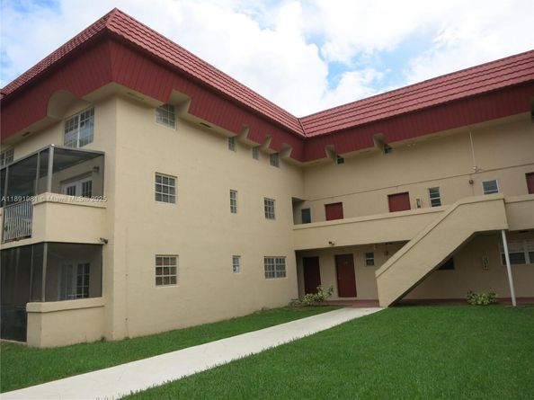 10901 N Kendall Dr 109, Miami FL 33176