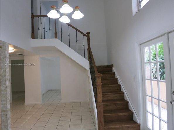 10901 N Kendall Dr 109, Miami FL 33176