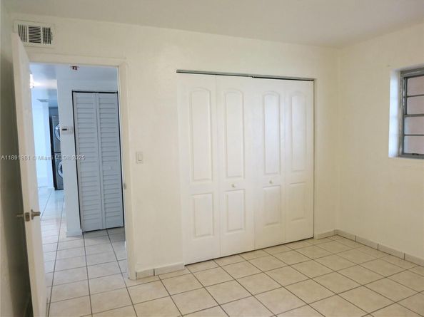 10901 N Kendall Dr 109, Miami FL 33176
