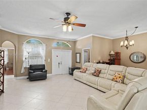3090 SE 7th Pl, Homestead FL 33033