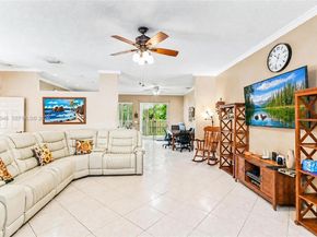 3090 SE 7th Pl, Homestead FL 33033