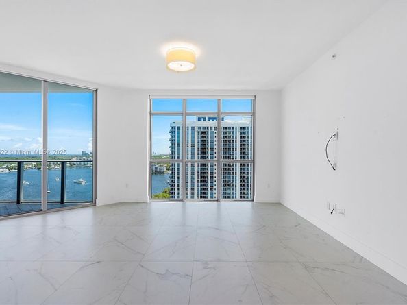 17301 Biscayne Blvd 1907, North Miami Beach FL 33160