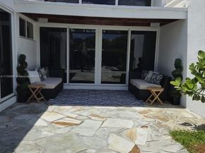 4050 NE 25th Ave, Lighthouse Point FL 33064