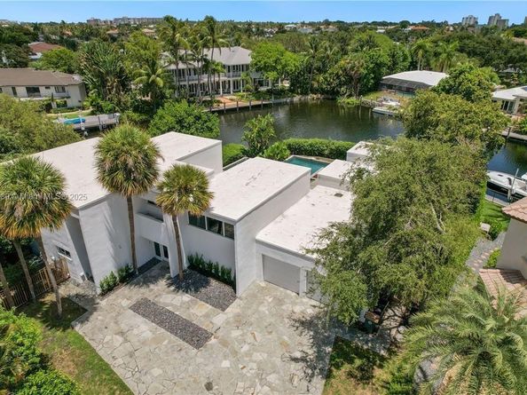 4050 NE 25th Ave, Lighthouse Point FL 33064