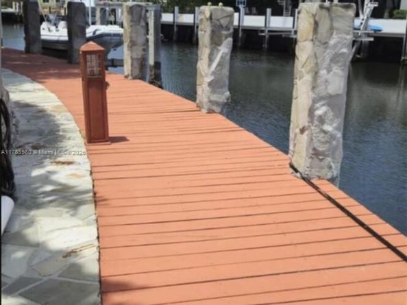 4050 NE 25th Ave, Lighthouse Point FL 33064