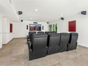 4050 NE 25th Ave, Lighthouse Point FL 33064