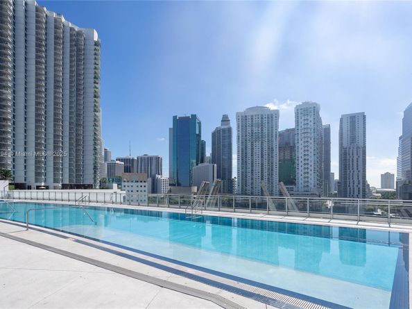 92 SW 3rd St 3512, Miami FL 33130