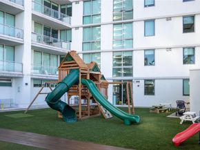 92 SW 3rd St 3512, Miami FL 33130