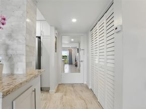1831 NE 38th St 402, Oakland Park FL 33308