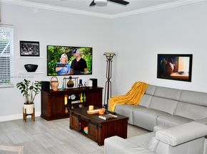 1335 E Barwick Ranch Cir, Delray Beach FL 33445