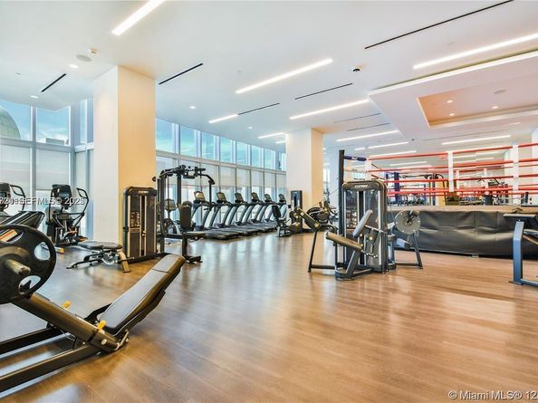 851 NE 1st Ave 4911, Miami FL 33132