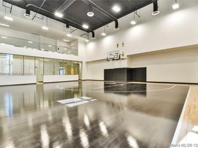 851 NE 1st Ave 4911, Miami FL 33132