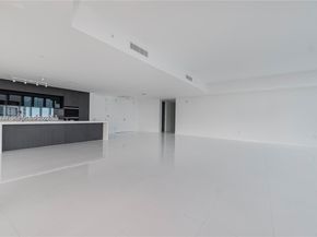 851 NE 1st Ave 4911, Miami FL 33132