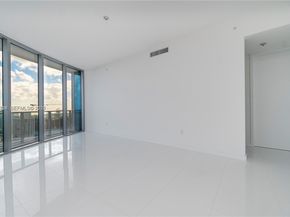 851 NE 1st Ave 4911, Miami FL 33132