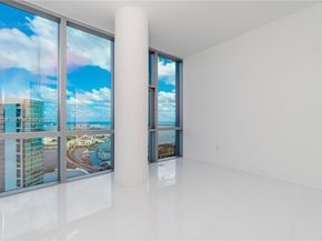 851 NE 1st Ave 4911, Miami FL 33132