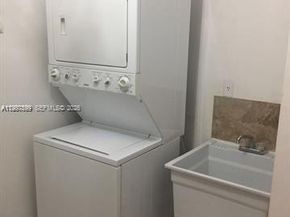 17890 W Dixie Hwy 106, North Miami Beach FL 33160