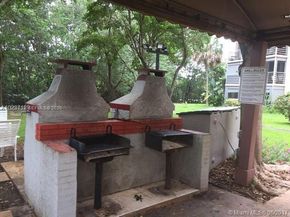 17890 W Dixie Hwy 106, North Miami Beach FL 33160