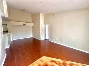 11185 SW 6th St 303, Pembroke Pines FL 33025