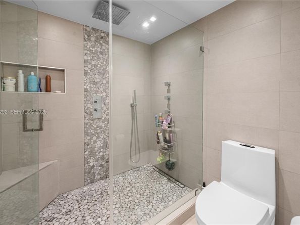 7890 SW 86th St 10, Miami FL 33143