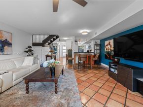 7890 SW 86th St 10, Miami FL 33143