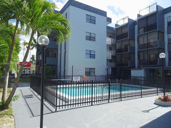 13500 NE 3rd Ct 217, North Miami FL 33161