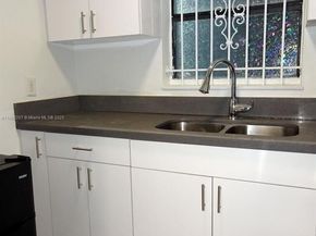 13500 NE 3rd Ct 217, North Miami FL 33161