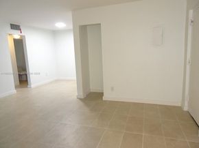 13500 NE 3rd Ct 217, North Miami FL 33161