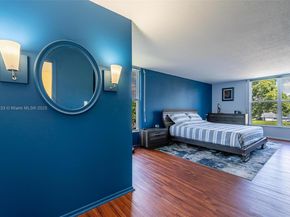 6923 Cypress Rd C12, Plantation FL 33317