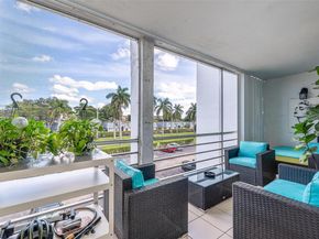 6923 Cypress Rd C12, Plantation FL 33317