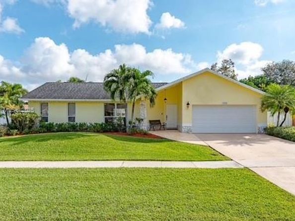 750 SW 158th Ter, Sunrise FL 33326