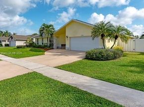 750 SW 158th Ter, Sunrise FL 33326