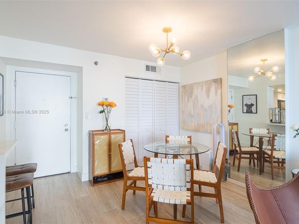 770 Claughton Island Dr 609, Miami FL 33131