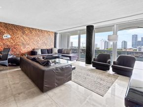 900 Bay Dr 624622620, Miami Beach FL 33141