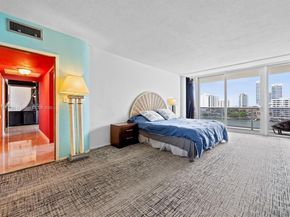 900 Bay Dr 624622620, Miami Beach FL 33141