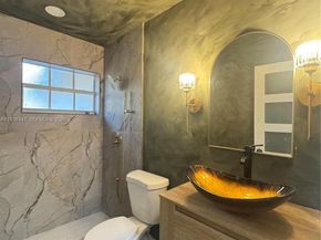 4360 NW 4th St, Plantation FL 33317