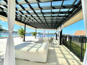 605 Ives Dairy Rd 2057, Miami FL 33179