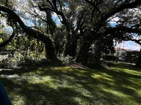 605 Ives Dairy Rd 2057, Miami FL 33179