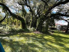 605 Ives Dairy Rd 2057, Miami FL 33179